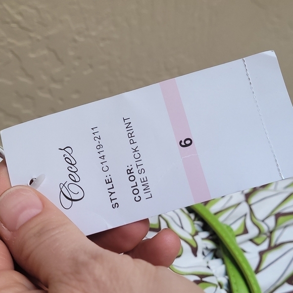 Stylish White and Green Patterned Dress NWT $129 - Picture 5 of 7